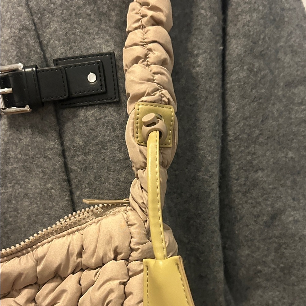 NWT Simply Southern Elegant Quilted Shoulder Bag in Tan - Picture 5 of 7